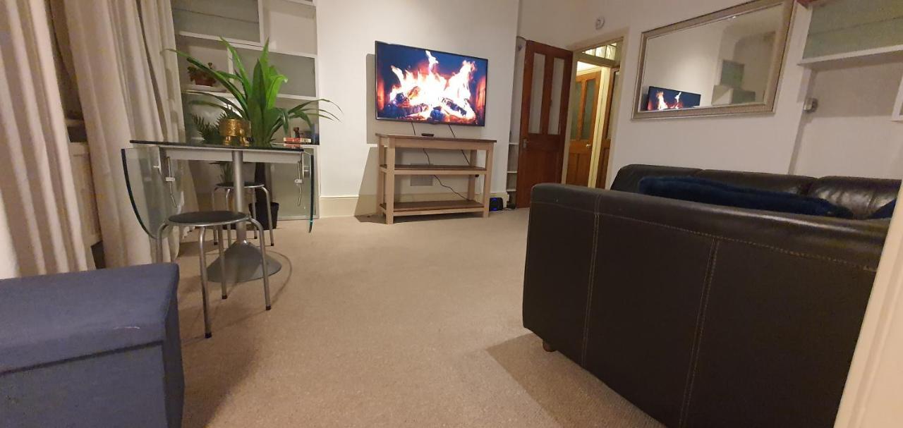 Walk To London Bridge En Suite Apartment With Kitchen Экстерьер фото